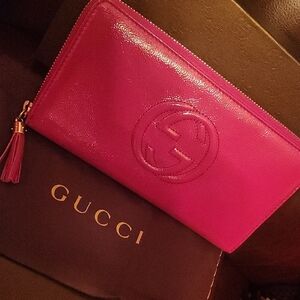 Gucci Fuchsia Leather Wallet